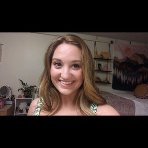 Meet your Posher, Marissa